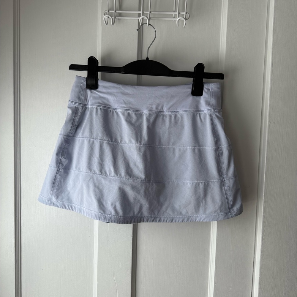 Lululemon pace rival skort